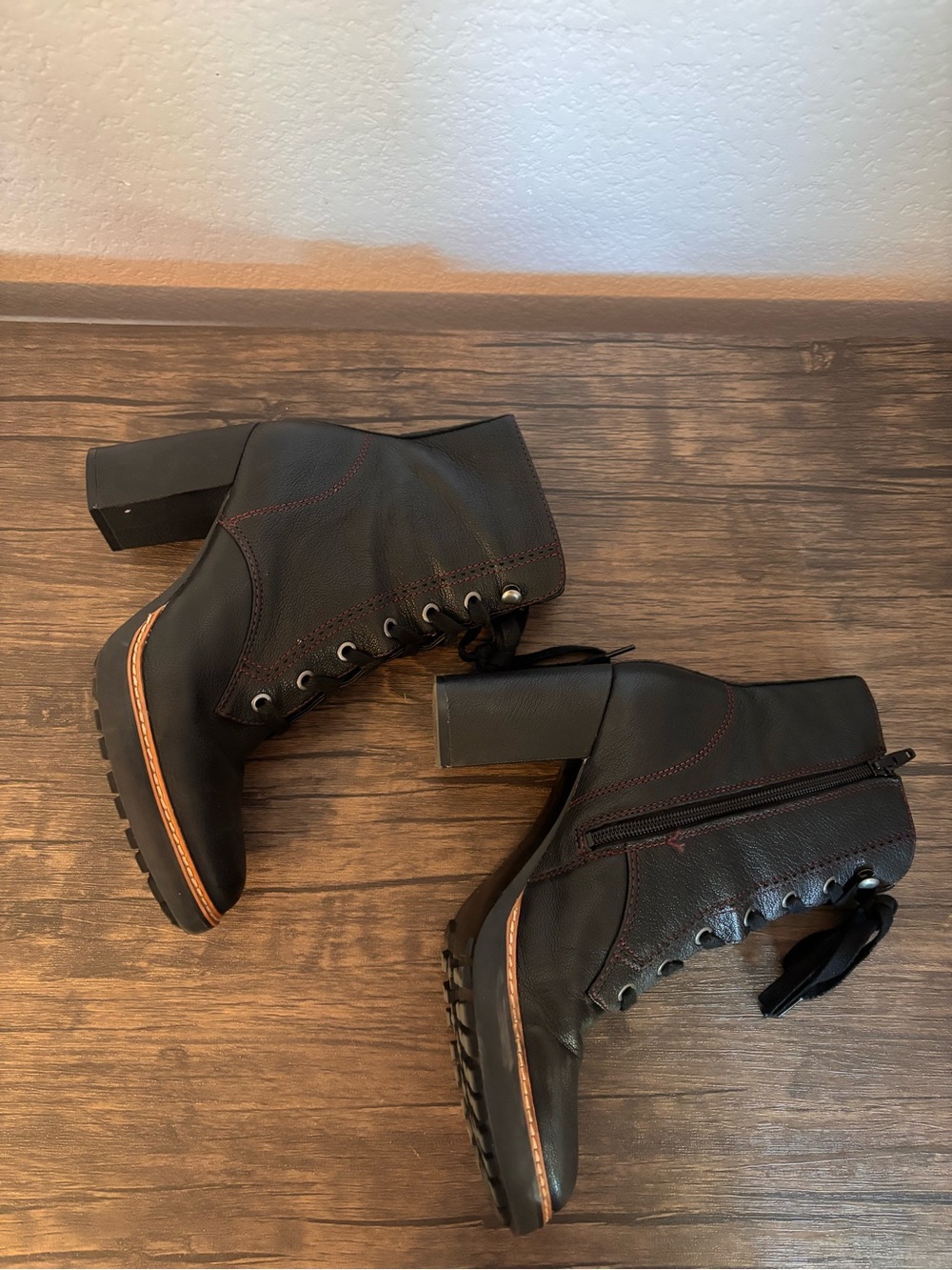 Naturalizer lace up boots shoes size 7.5 - Picture 4 of 8